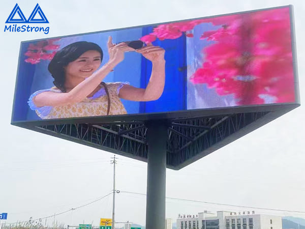 Milestrong P6 Outdoor LED Display SL Series: A Powerful Assistant for Urban Digit