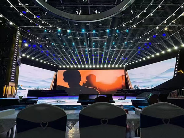 Improving Broadcasting Studios with Indoor LED Displays by Mi