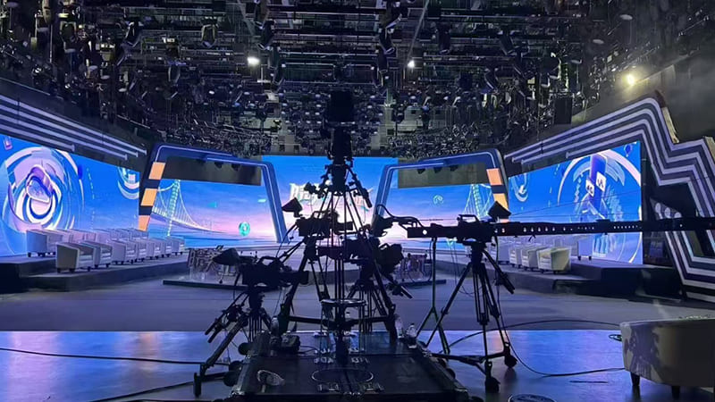 Improving Broadcasting Studios with Indoor LED Displays by Milestrong