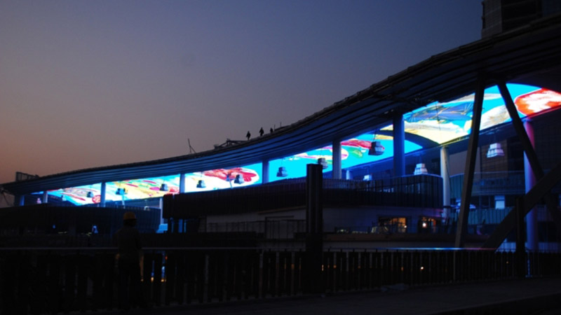 High Definition Customized Ceiling LED Screens from Milestrong: Shaping the Future of Urban Landscapes and Commercial Value