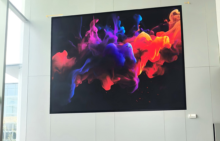 Improving Corporate Culture with MCOB Series LED Screens for Lobby Spaces