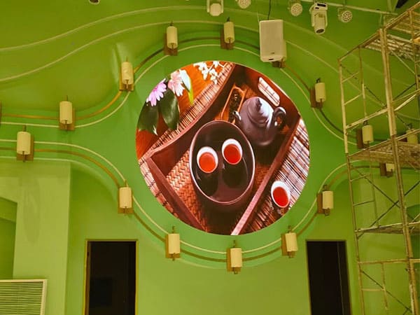 Round LED Display for Wall-Mounted Indoor Installation with Customized Design